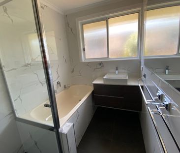 14 Victor Crescent, Dandenong North, Vic 3175 - Photo 1