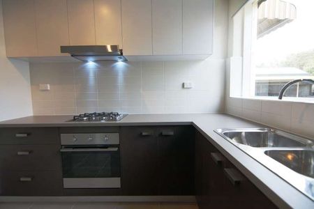 11/15 Kelvin Grove, Prahran VIC 3181 - Photo 3