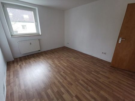 Zuhause fühlen: günstig geschnittene 2-Zi.-Whg. - Foto 4