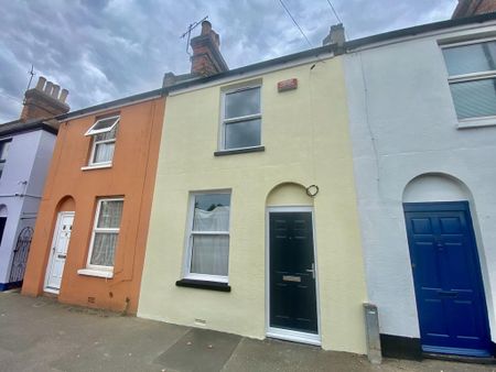 2 bedroom terraced house to rent - Photo 5