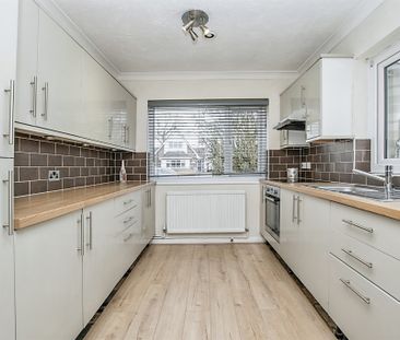 Poplar Drive, Great Yarmouth, Filby - Photo 6