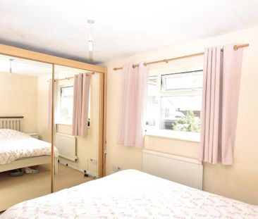 2 bedroom end of terrace house to rent - Photo 5