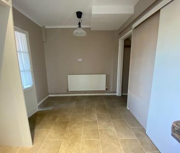 Tansor Garth, Peterborough - Photo 2