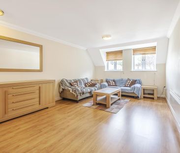 3 bedroom flat to rent - Photo 1