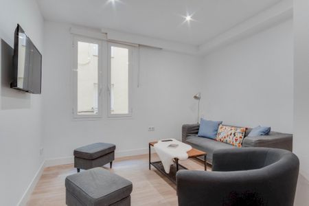 Cozy room in Fernán Gonzalez Street - Photo 4