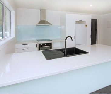 New 1 Bedroom Unit in sunny, quiet location - Photo 3