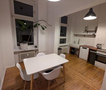 Zwischenmiete | Mitte | 2,5-Zimmer Altbauwohnung sofort WG - Foto 1