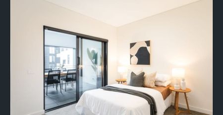 East End Lifestyle - Photo 4