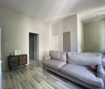 Location Appartement 1 pièce 35m² SAUMUR 49400 - Photo 6