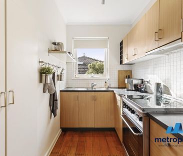 BOTANICAL GARDEN BEAUTY! - Photo 4