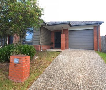 Low Maintenance Home - Photo 3