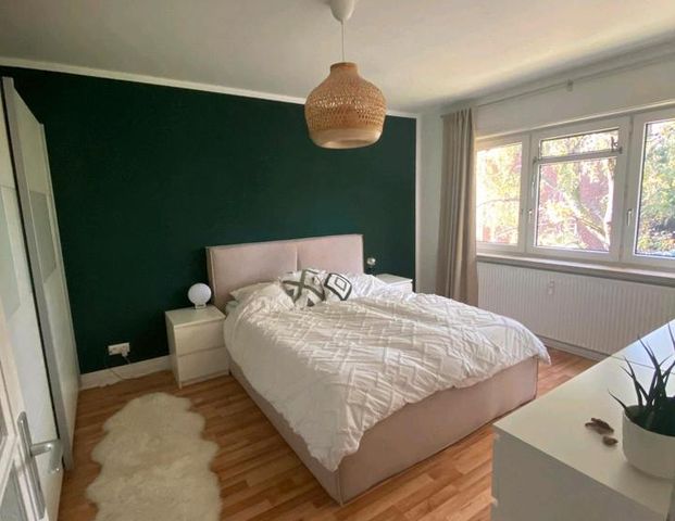 Zentrale 2,5-Zi.-Whg. (63qm) mit Balkon, möbliert für 3 Monate - Foto 1