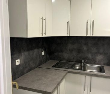 Location Appartement 4 pièces 80m² - Photo 3