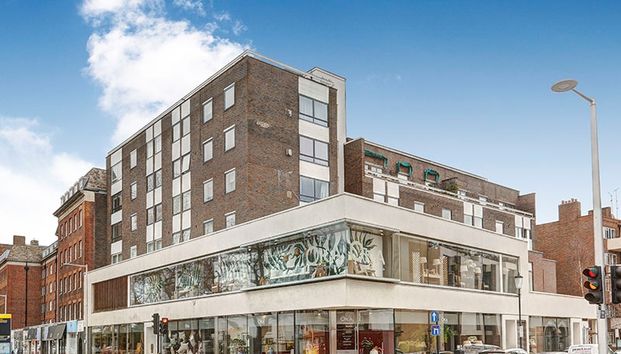FULHAM ROAD, SW3 - Photo 1