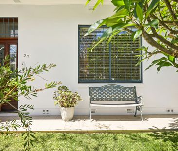 Spacious Family Terrace in Prime Bondi Locale - Photo 5