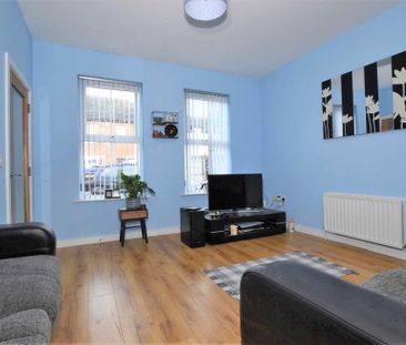 35 Lady Wallace Road, Lisburn, BT28 3WS - Photo 2