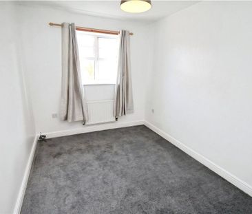 3 bedroom end of terrace house to rent - Photo 5