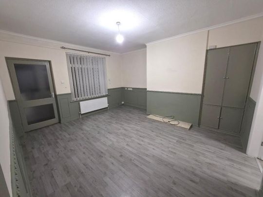 2 bedroom bungalow to rent - Photo 1