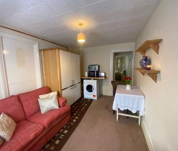 Studio to rent - Photo 4