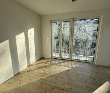 Moderne 1-Zi.-Whg. mit EBK & Balkon* nahe UNI/WISTA, 10 Min. zur S-... - Photo 1