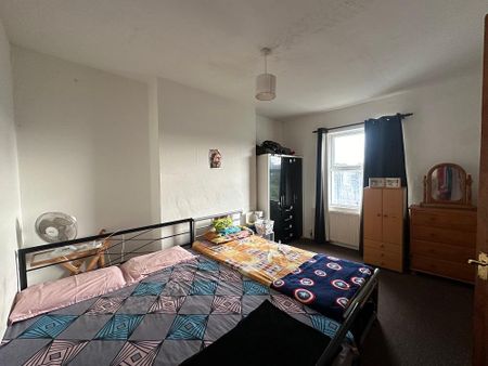 2 Bedroom Maisonette To Rent - Photo 4
