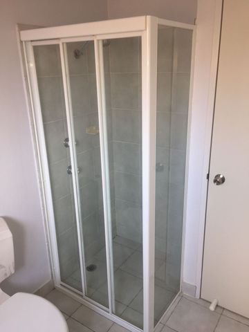 Modern 2-Bedroom Apartment in a Convenient Location - Photo 3