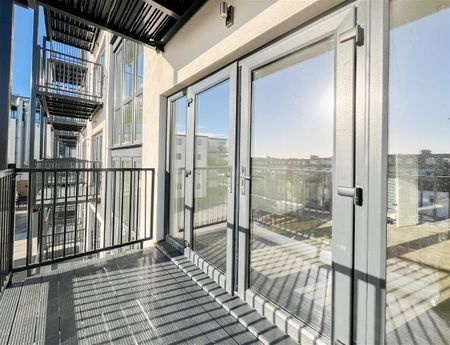 Flat 79, 6 Martin Court, Hastings, TN34 1EF - Photo 5