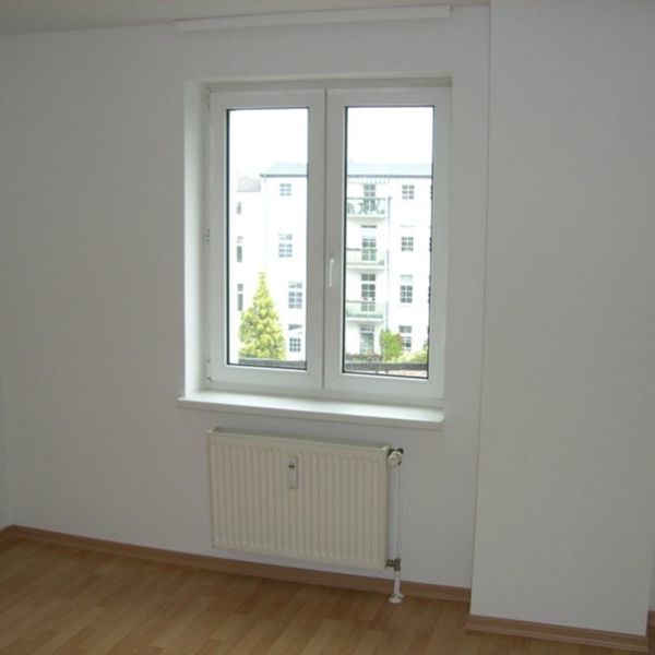 Geräumige 3 Zimmer-Maisonettewohnung in zentraler Lage zu mieten! - Foto 1