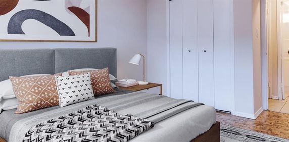 Richgrove Village - Photo 2