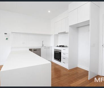 Bright and convenient - Photo 2