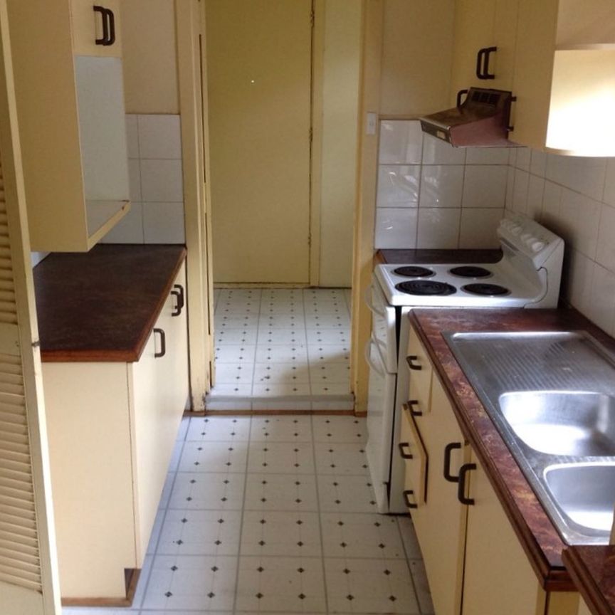 Great Location! - Photo 2