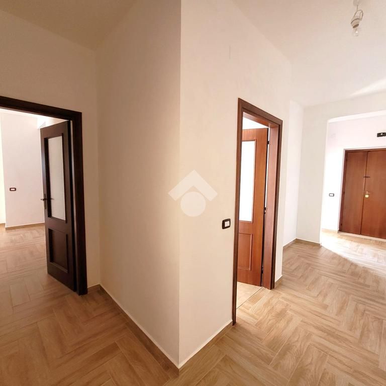 Quadrilocale in affitto - Photo 2