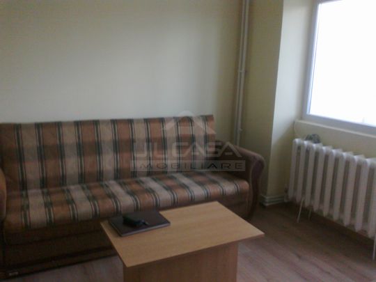 Apartament 1CD, Billa, cu CT - Fotografie 1