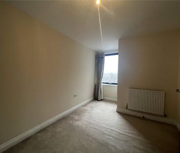 3 bedroom apartment to rent - Photo 2