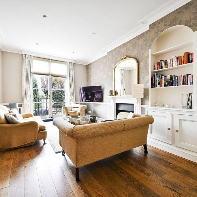 3 bedroom flat to rent - Photo 1