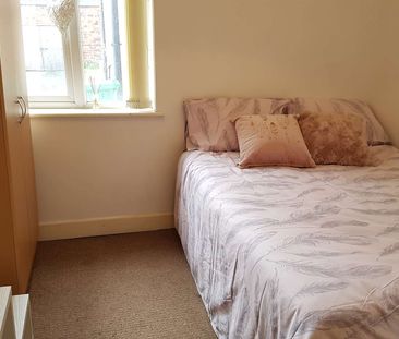 Didsbury Village Apartment Room 1 - Photo 4