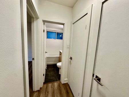 For Lease - 11 Wingreen Court Unit# 6, Toronto, Ontario - Photo 2