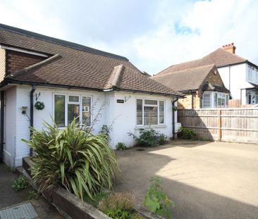 4 bedroom detached house to rent - Photo 1