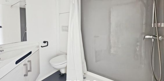 Location Appartement 1 pièce 18m² LA ROCHE SUR YON 85000 - Photo 3