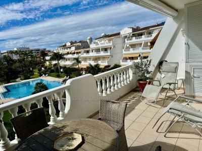 Splendid exclusive apartment with West side terrace and garage! - Photo 4