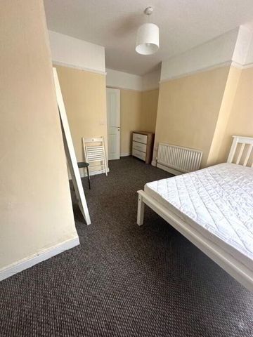 38 Benburb Street, Belfast, BT12 6JG - Photo 5