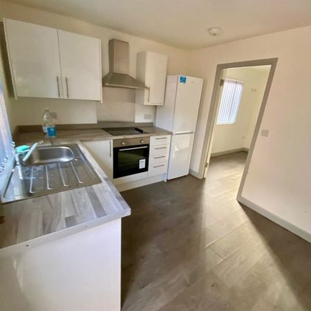 1 Bed Flat, Coventry, CV2 - Photo 3