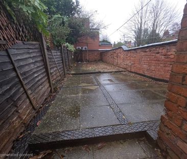 2 Bed Terraced House, Welford Road, LE2 - Photo 2