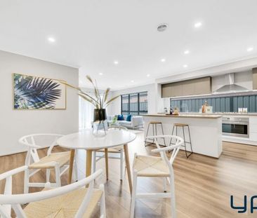 Stunning Family Home in Newgate Estate, Tarneit !1 - Photo 1