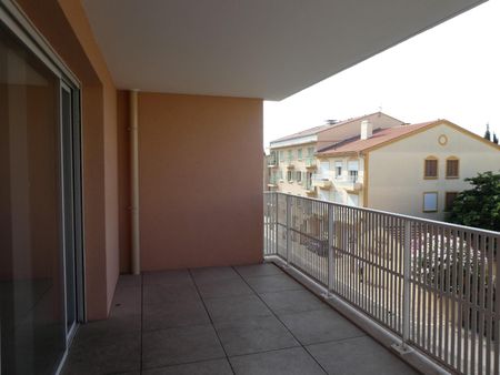 Location Appartement 3 pièces 67m² PUGET SUR ARGENS 83480 - Photo 5