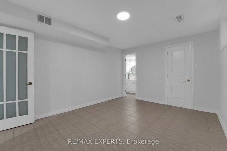 For Lease - 25 Royalparkway Way Unit# BSMT, Vaughan, Ontario - Photo 5