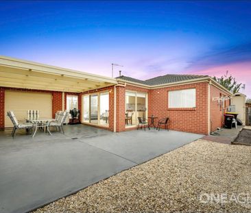 Three-bedroom family home - Photo 6