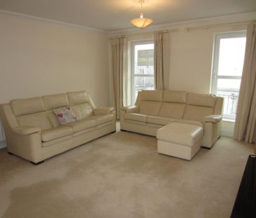 3 bedroom terraced house to rent - Photo 5