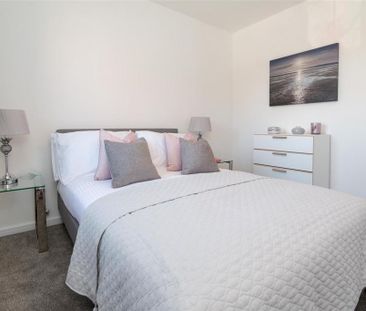 3 bedroom semi-detached house to rent - Photo 3