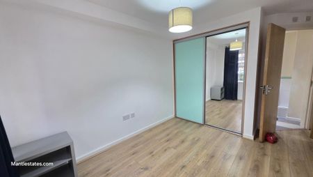 2 bedroom flat to rent - Photo 5